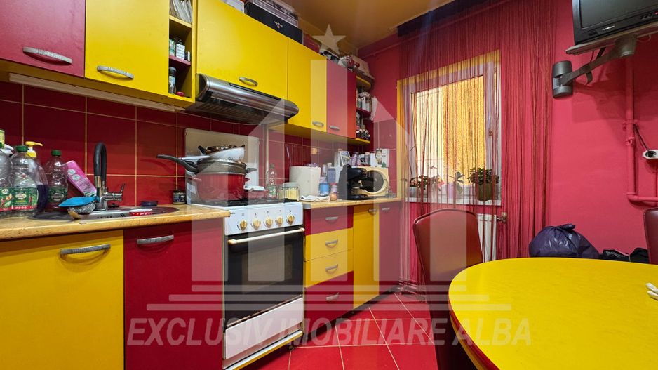 Apartament cu 2 camere decomoandate, Industriala - Poză 1