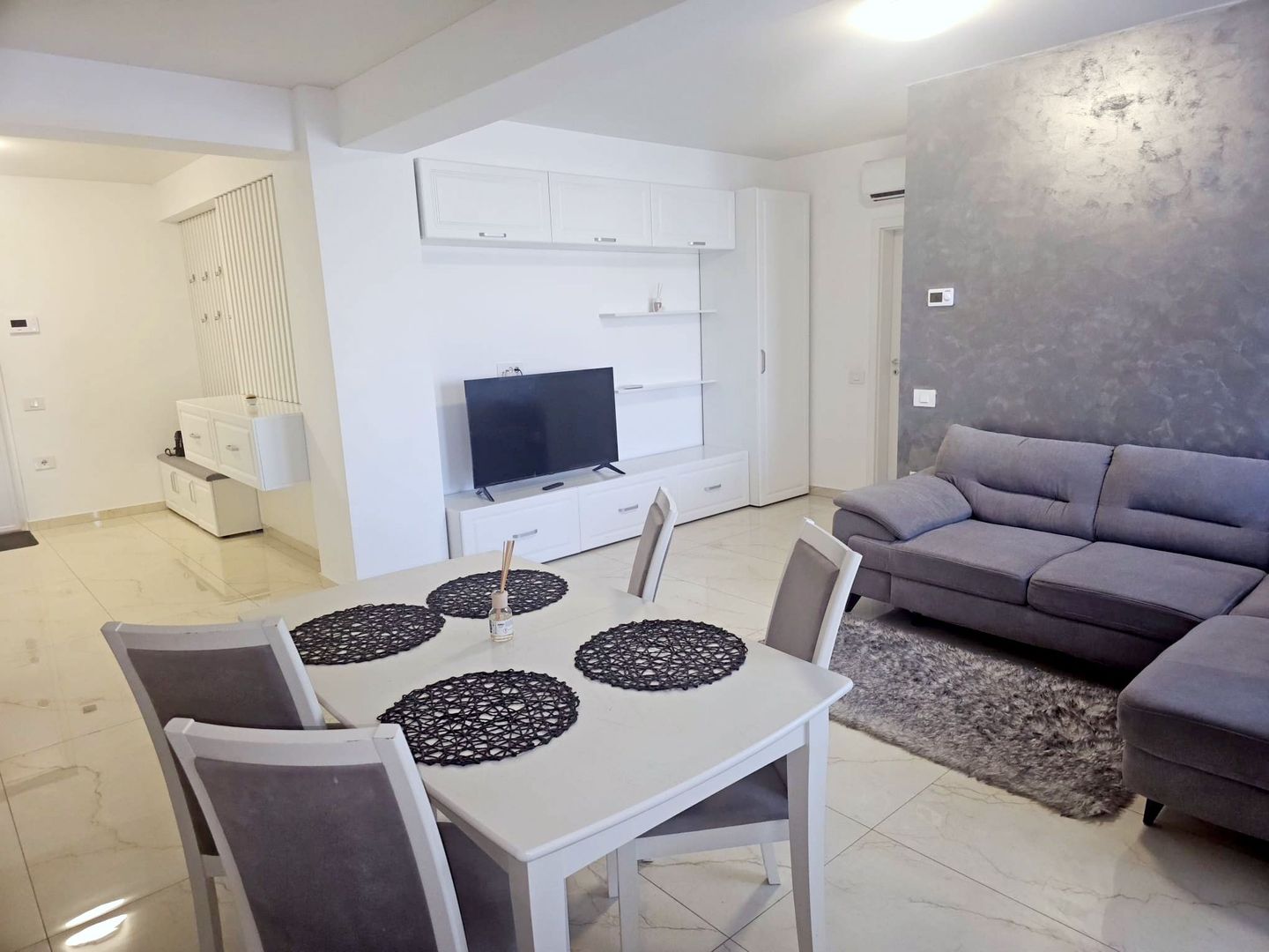 Exclusiv MAG Invest: Apartament 68 mp, parcare inclusă -Micro 17 - Poză 13