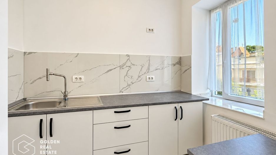 Apartament 2 camere, recent renovat, etaj 1, Bulevardul Revolutiei - Poză 4