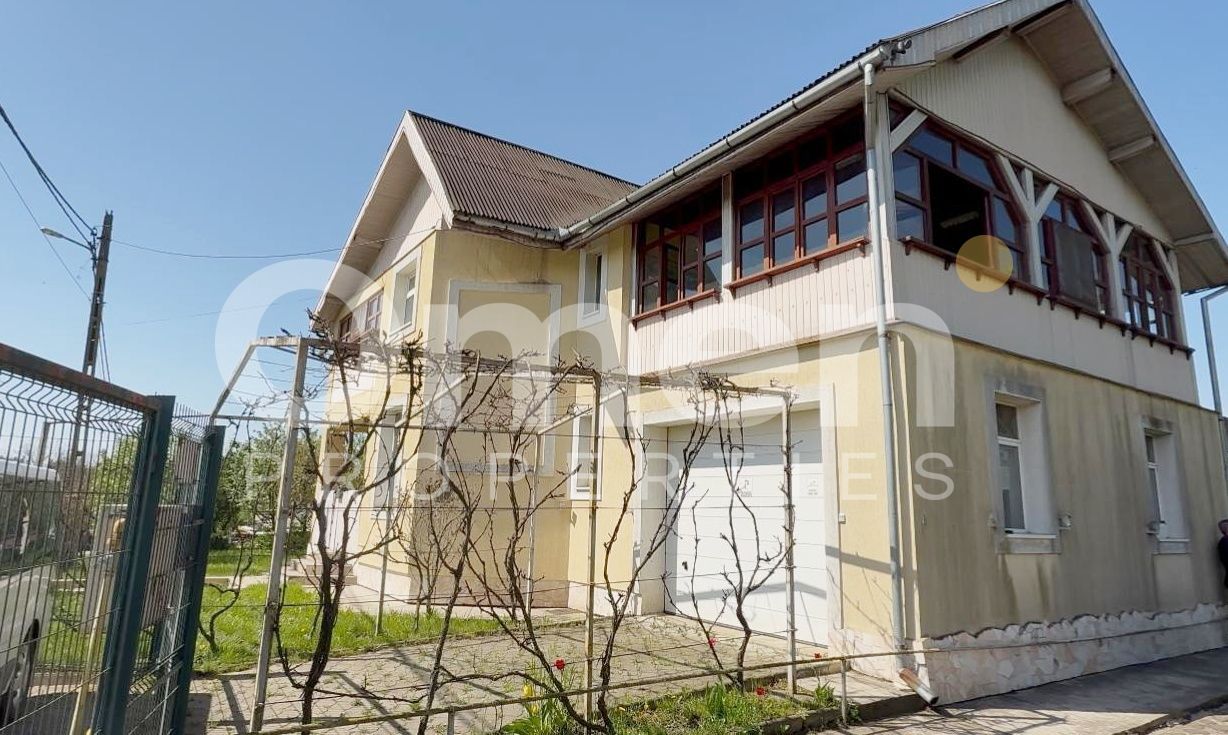Casa de vanzare Tautii de sus 300 mp + 12 arii teren - Poză 1