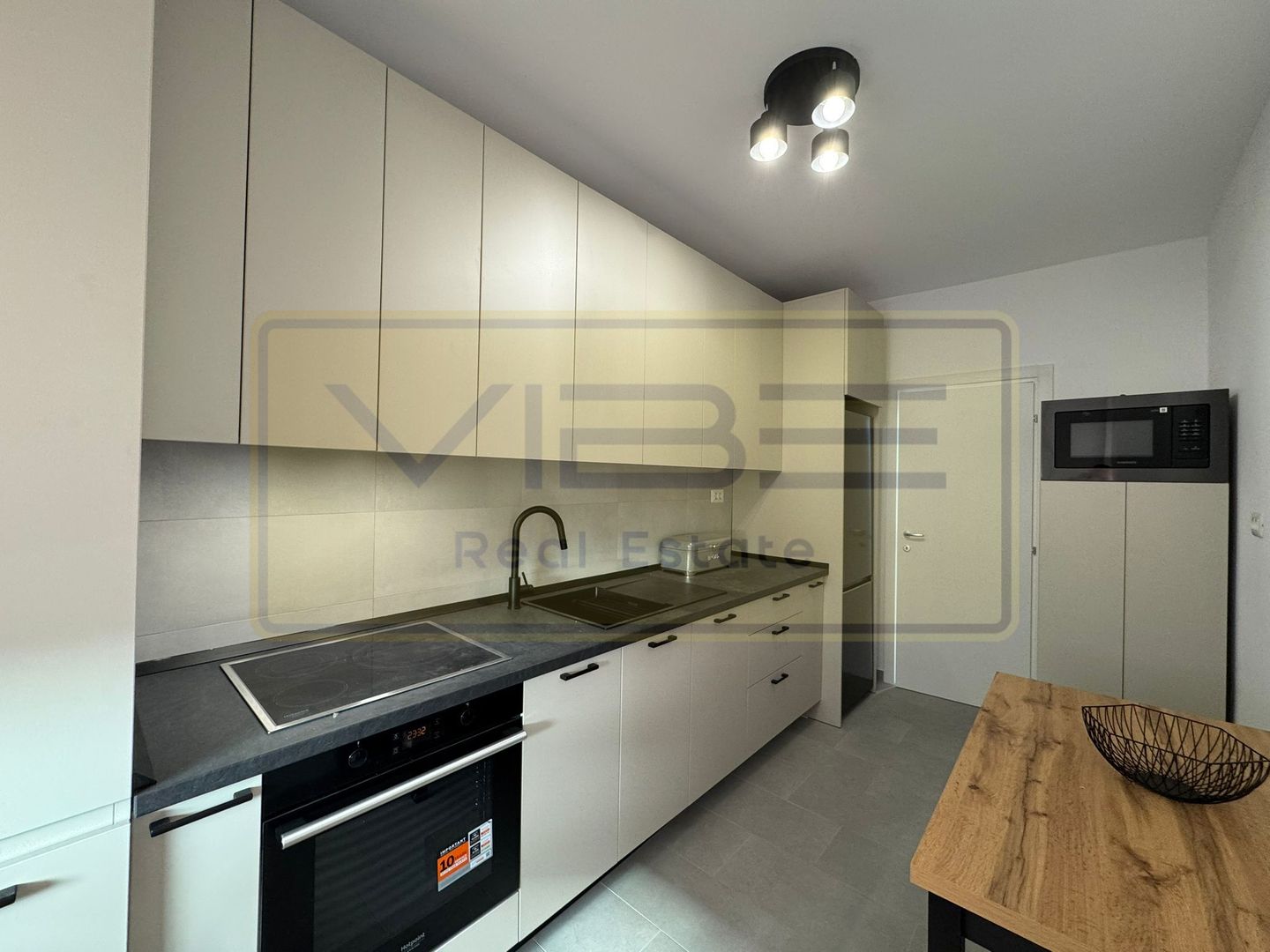 Apartament 2 camere premium Unirea Towers - Podu Ros - Poză 12