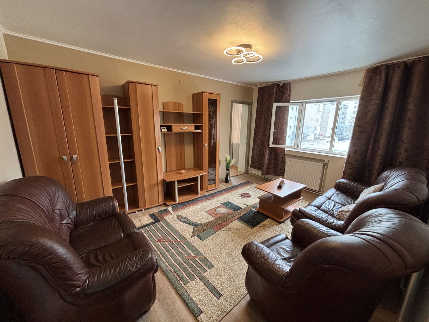 Ap. Cu 2 camere - zona 7 noiembrie - Poză 4