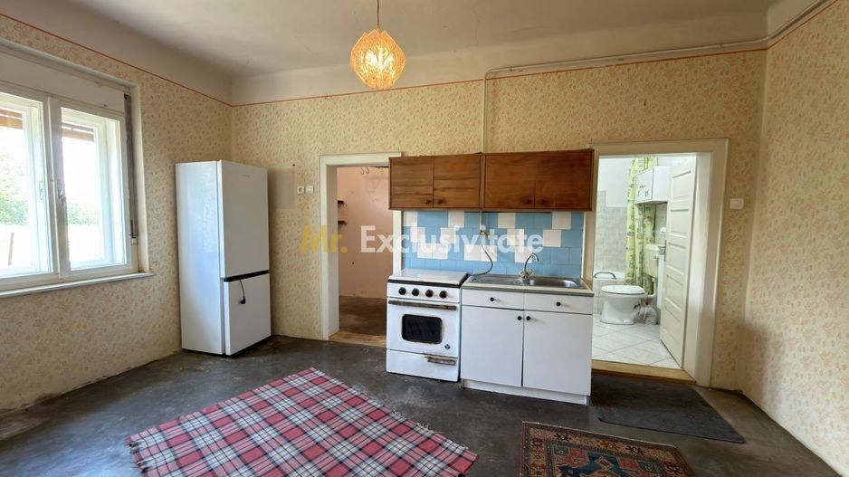 Casă 4 camere, Teren 1955 mp Str. Vezendiului Nr. 366 - Loc. Petrești, Satu Mare - Poză 7