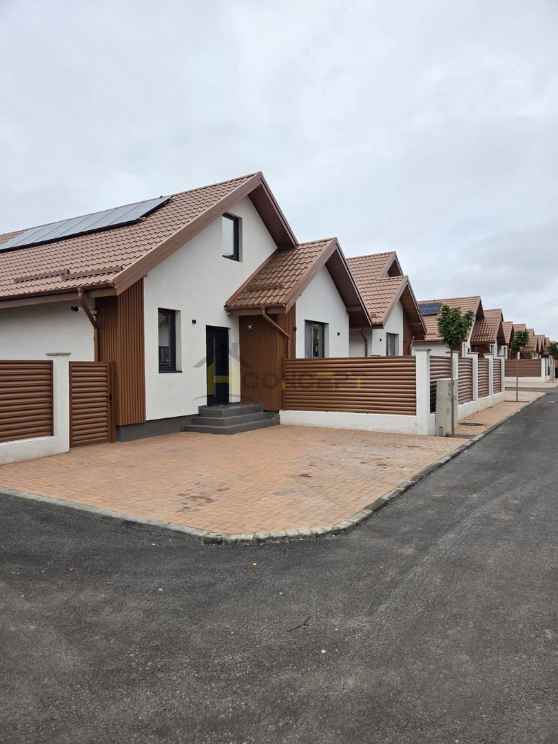 Vila individuala 4 camere panouri fotovoltaice Pantelimon - Poză 3