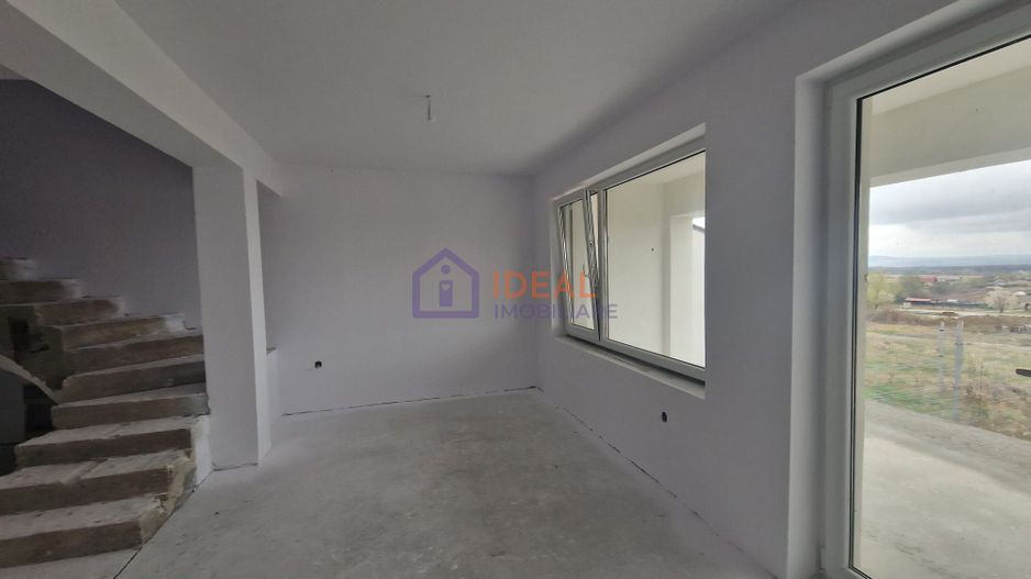 Casa Tip Duplex cu 4 camere si carport, in Cartierul Arhitectilor - Poză 7