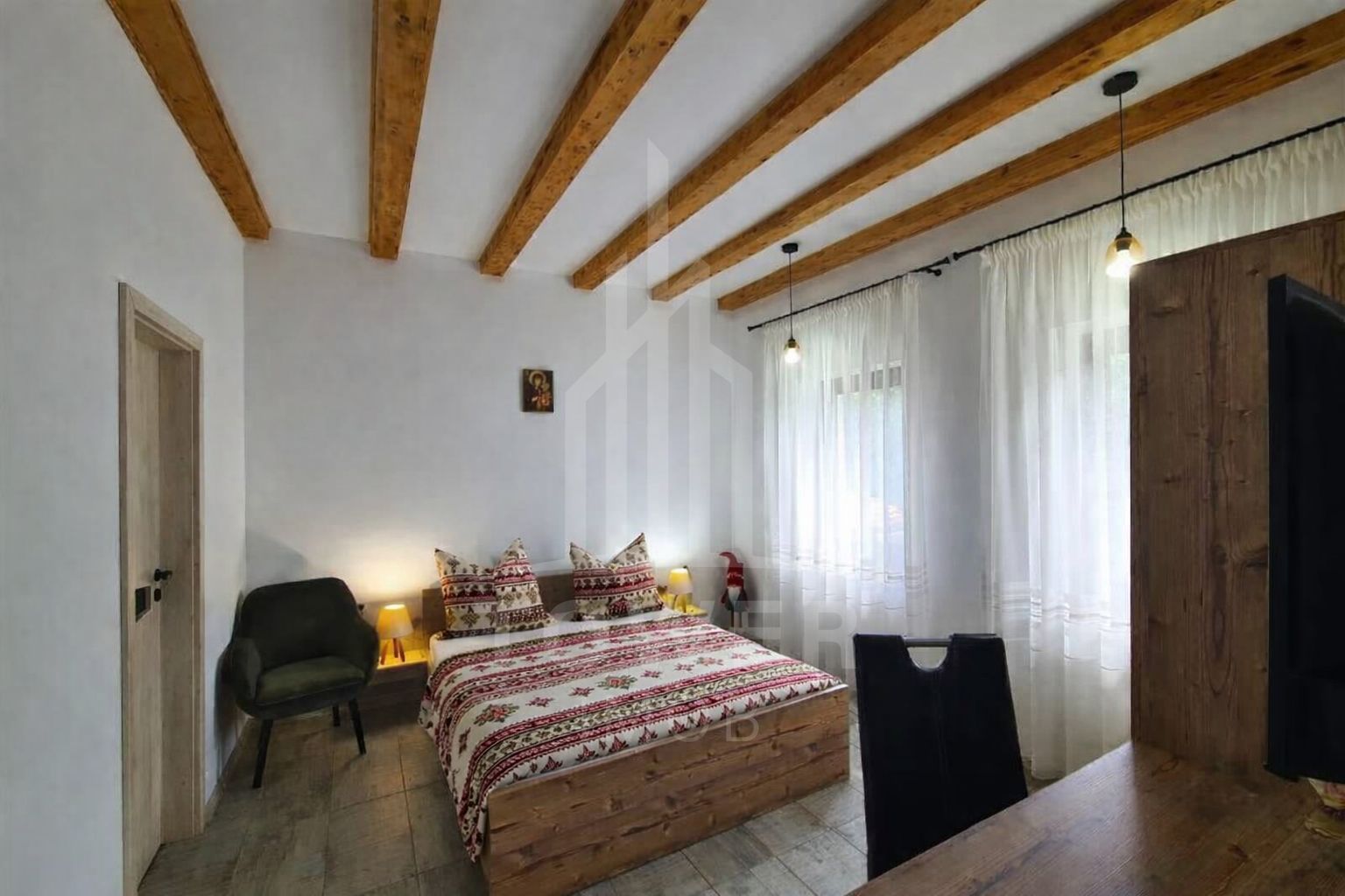 Casa renovata in Fantanele - Poză 10