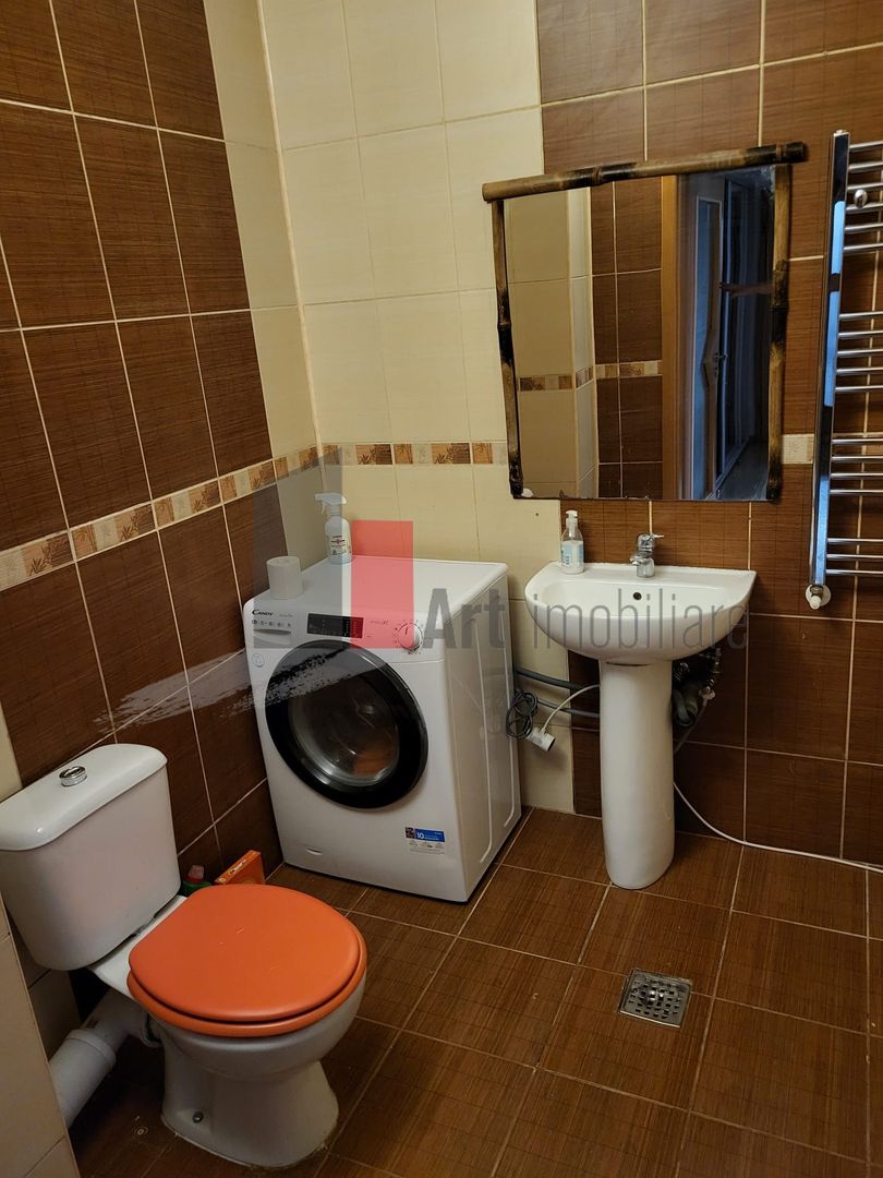 Apartament cu 3 camere de vanzare in zona Straulesti - Poză 6