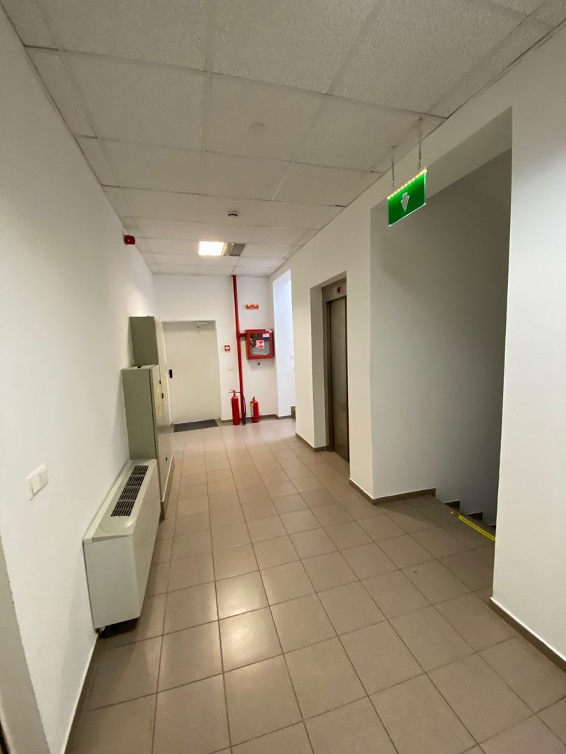 Cladire de  birouri - zona COMPLEX - Poză 17