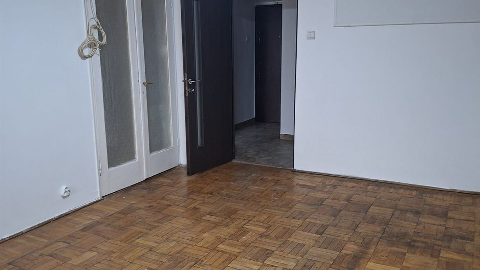 3 camere | parc Cismigiu | Liceul Lazar | Regina Elisabeta - Poză 4