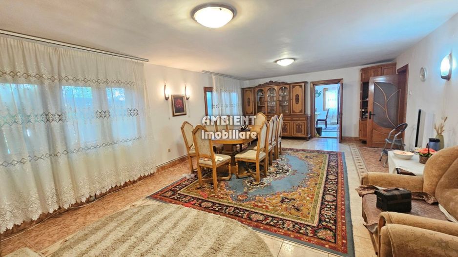 DE VANZARE sau INCHIRIERE - VILA P+1E, teren 415 mp, zona ANA IPATESCU; - Poză 2