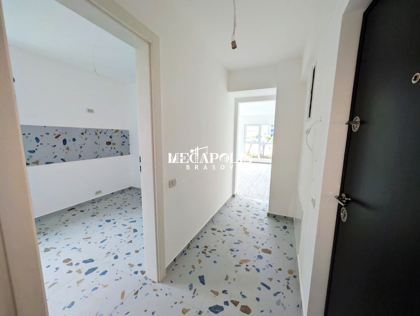 Garsoniera Finisata/ Brasov-Tractorul - Poză 4