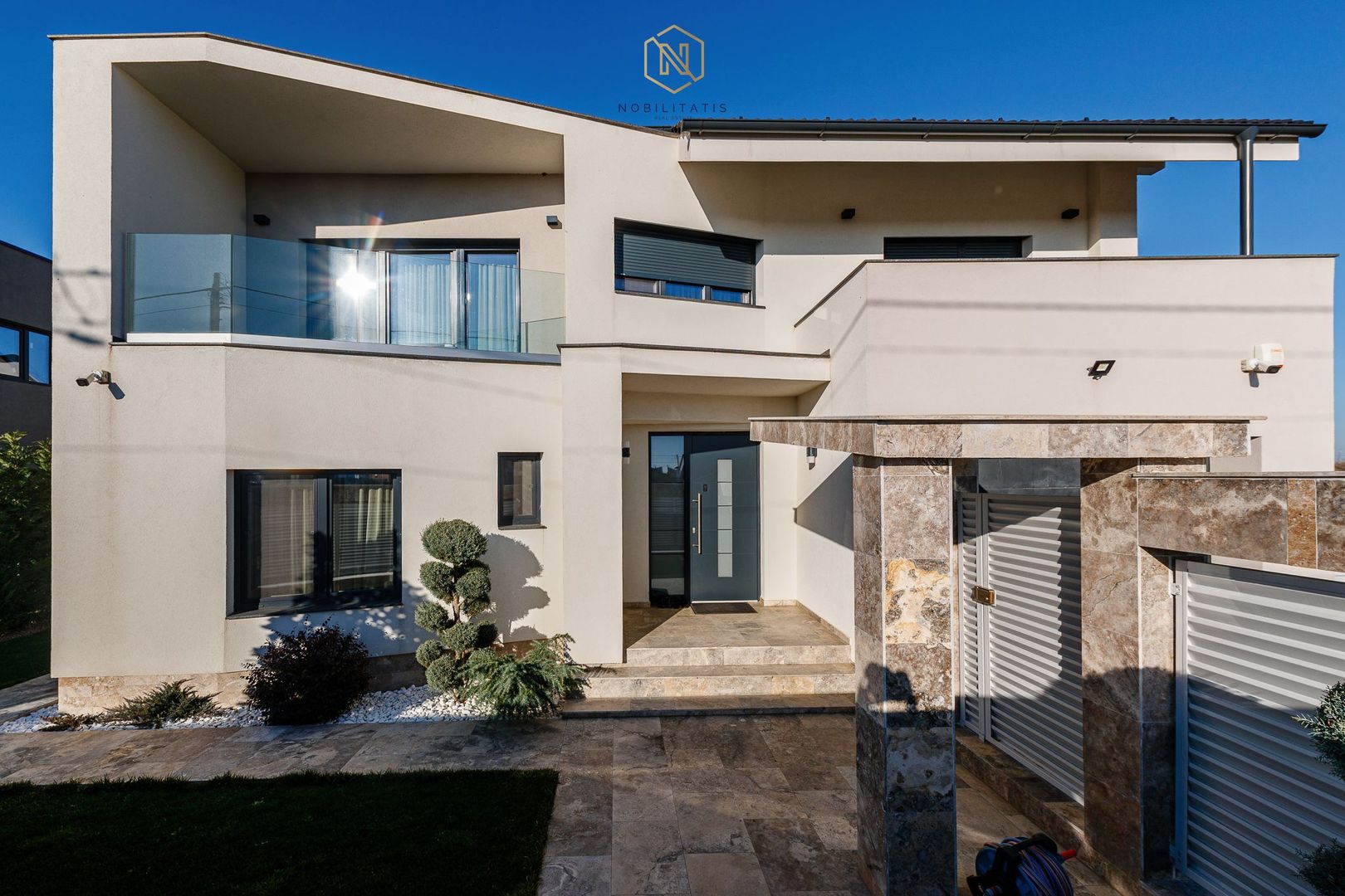 O Capodoperă Arhitecturală, Oferind Eleganță și Confort - Dumbravita - Poză 21