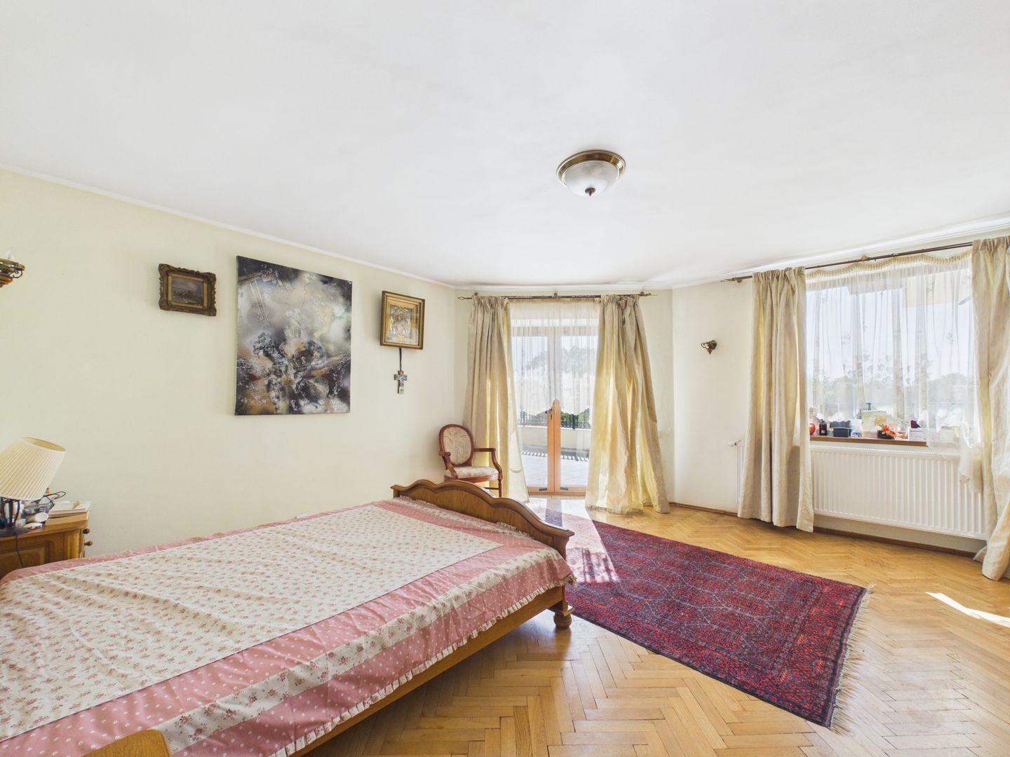 Vilă cu 8 camere de vânzare, piscina, livada, iesire la Balta Pasarea - Poză 20