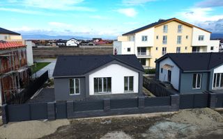 Casa Single Sanpetru Finisata - Poză 1