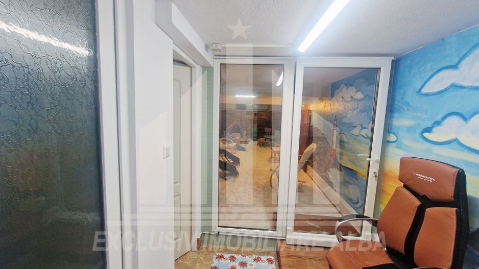 Laborator analize medicale | suprafata aprox 400 mp | Cetate - Poză 10