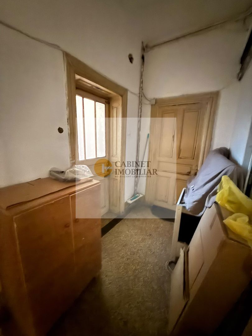 4 camere + vestibul I Parter I Romana - Poză 9