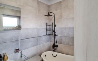 Casa individuala, 4 camere, zona Cetate - Poză 15