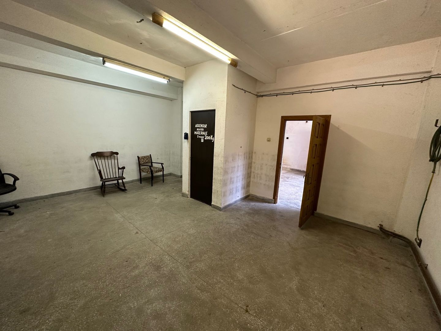 Proprietate compusă din 2 case - Poză 13