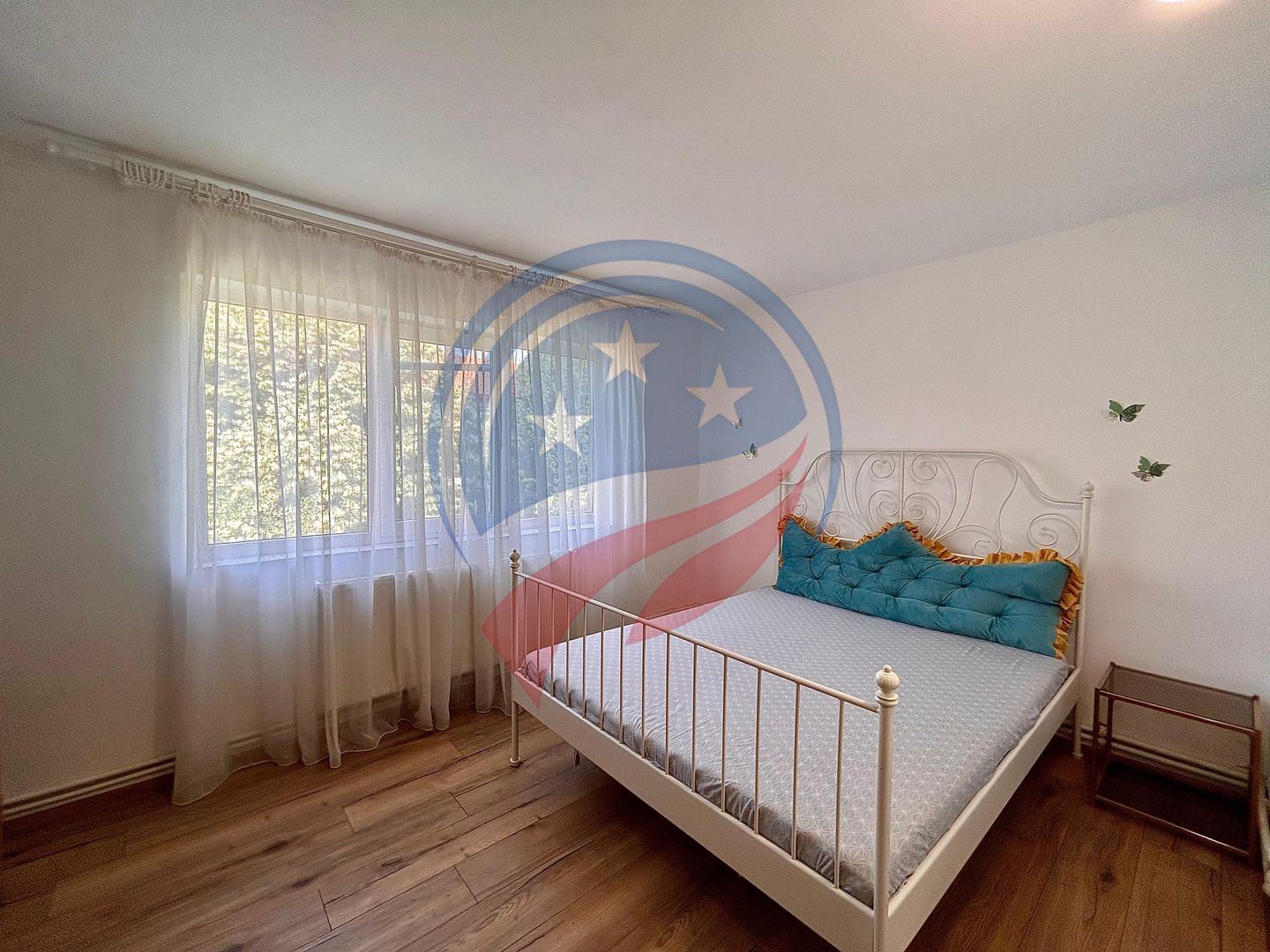 Apartament cu 3 camere dcomandat de inchiriat Petre Ispirescu - Poză 1