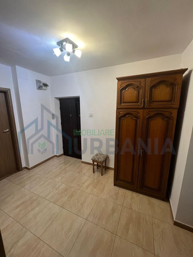 # Inchiriez camera (fata) Ap3 camere Podu Ros Decomandat - Poză 5