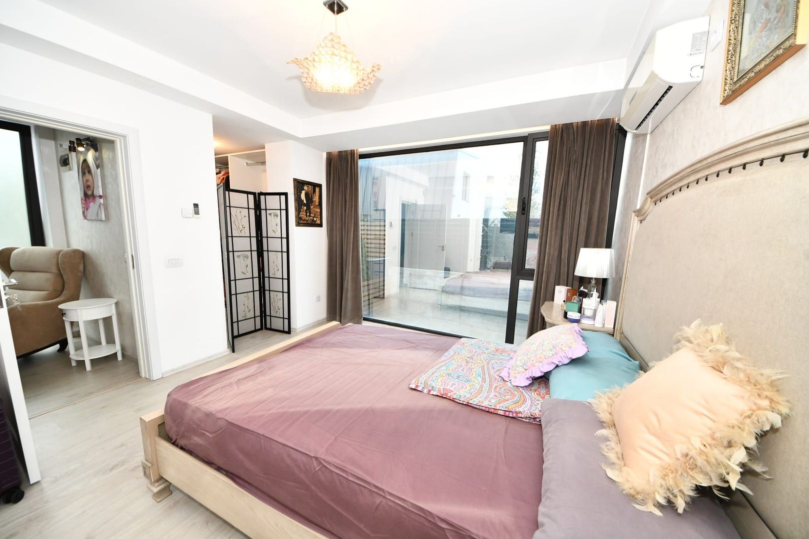 De vanzare – In exclusivitate, casa moderna in cartierul Brates Lake - Poză 7