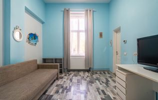 Apartament cu 1 cameră – Central, Arad | Renovat, mobilat și utilat