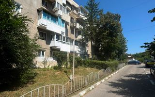 Apartament 2 camere etaj 2 | Traian Spital nr 2 | Mutare imediata - Poză 10