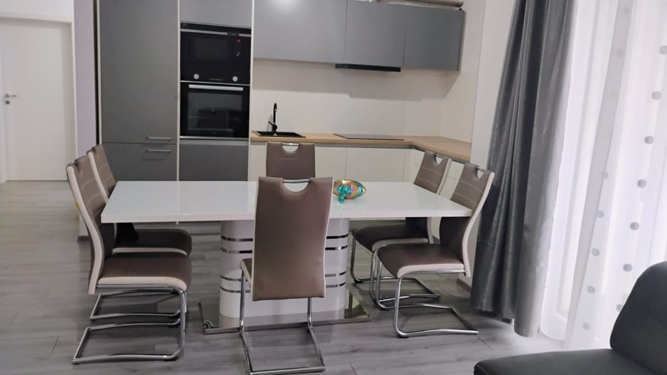 Braytim | 3 Camere | 2 Bai | Decomandat | Mobilat si Utilat - Poză 1