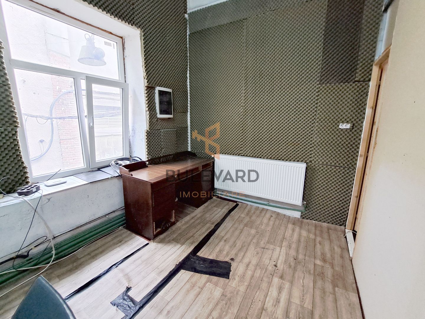 Spatiu de birouri 210 mp, zona Piata 1 Mai! - Poză 8