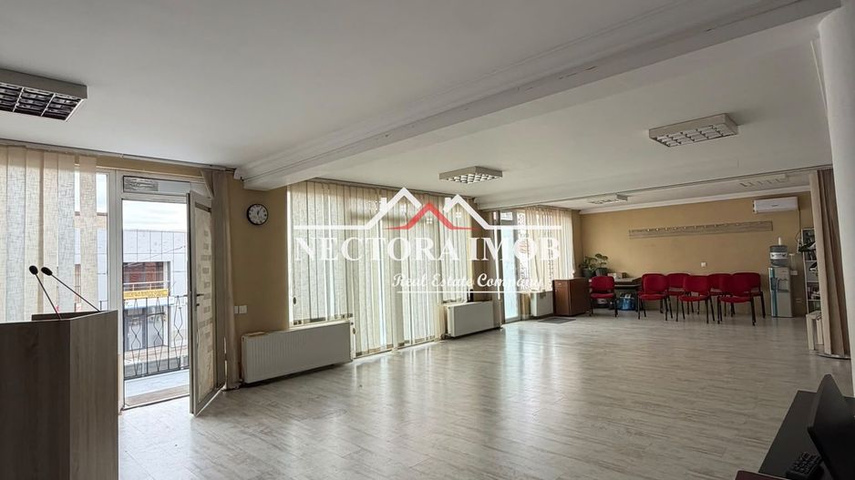 NECTORA IMOB-Spatiu comercial mare, 215 mp, cu Vitrina, Blvd. Decebal - Poză 1