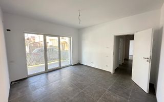 Decomandat. Loc de parcare. Spatiu depozitare pod. - Poză 1