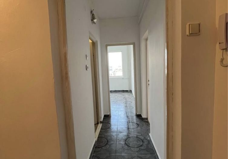 Apartament 2 camere, 50 mp – strada Cerna, etaj 3/4 - Poză 5
