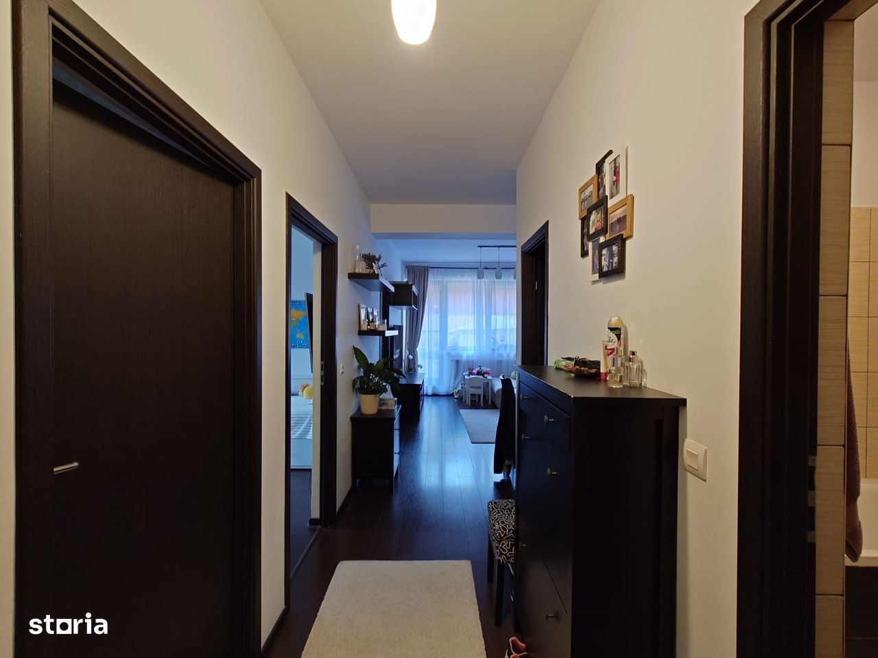 Vanzare apartament 3 camere 61m2 si curte 58m2 Bucurestii Noi - Poză 2