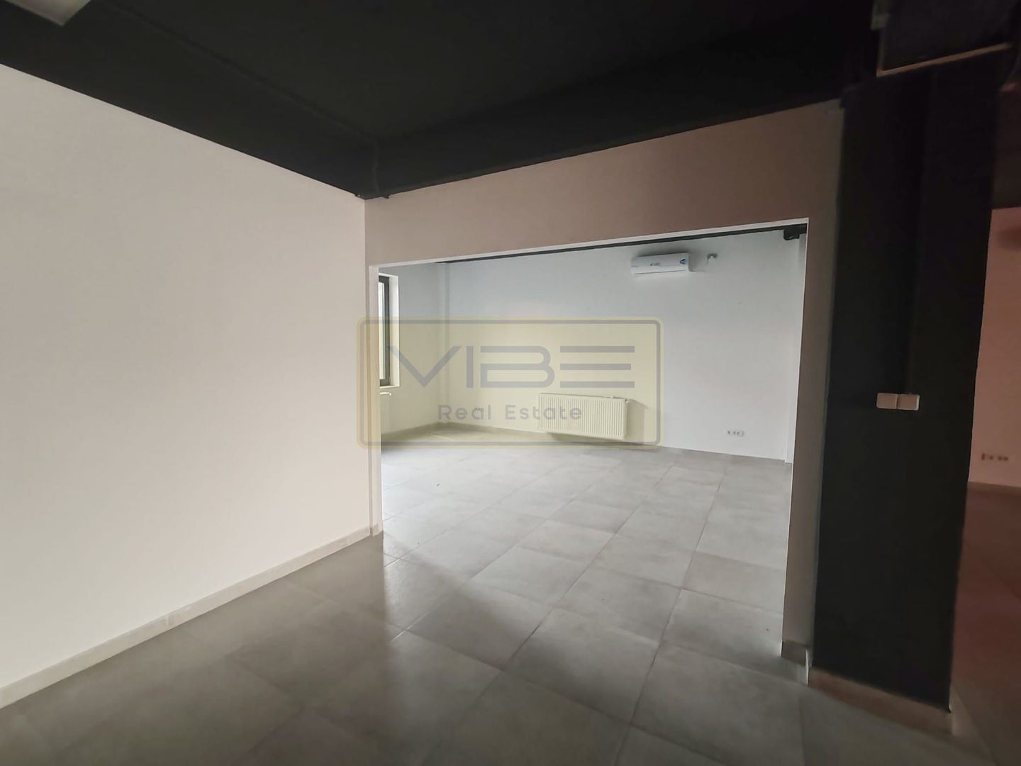 Spatiu comercial  la bulevard- 200 mp / 308 mp ! - Poză 12