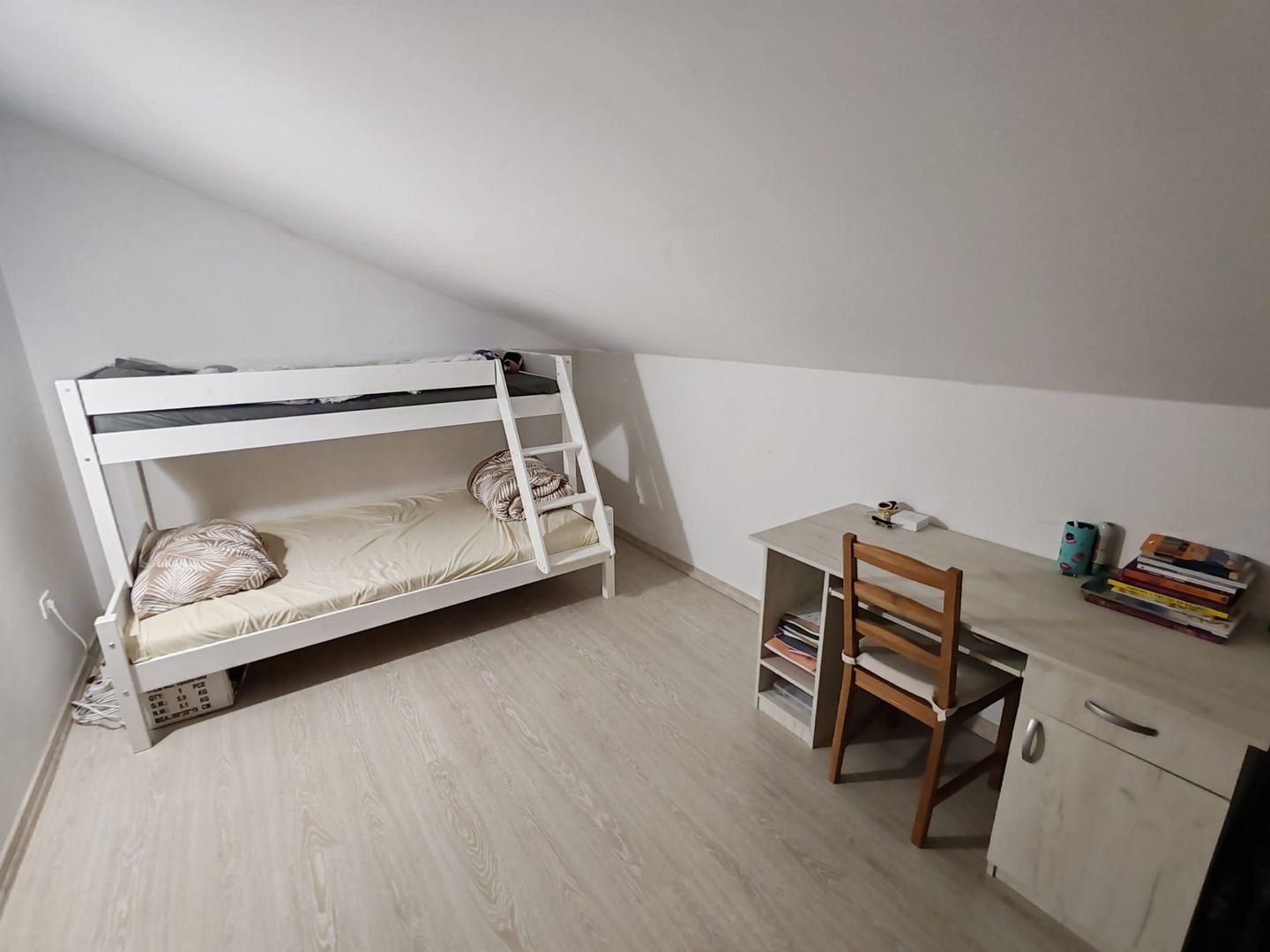 Apartament cu 3 camere 98,52 mp - Dobroesti - Poză 7