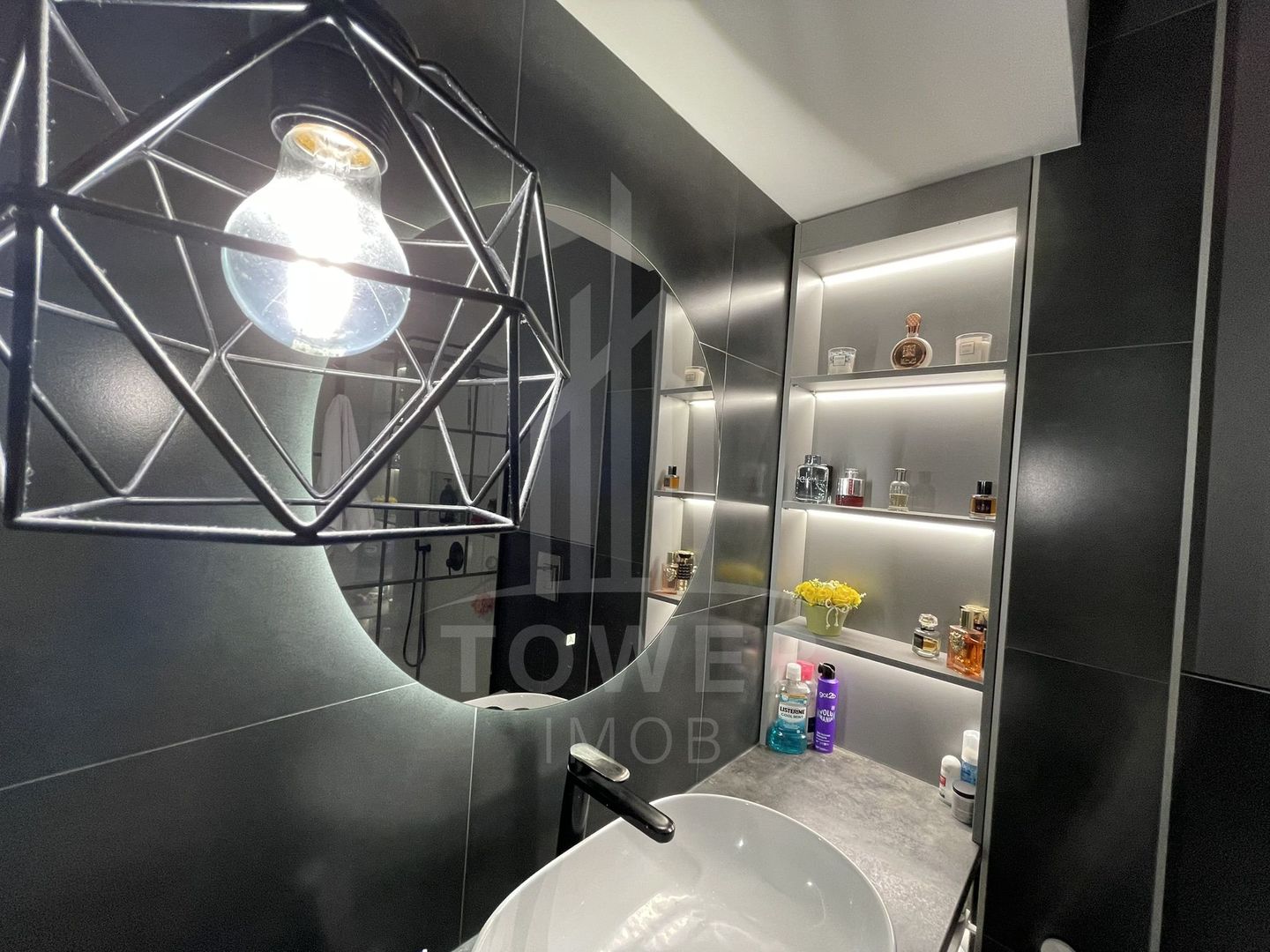 Apartament cu 3 camere de vânzare - Poză 13