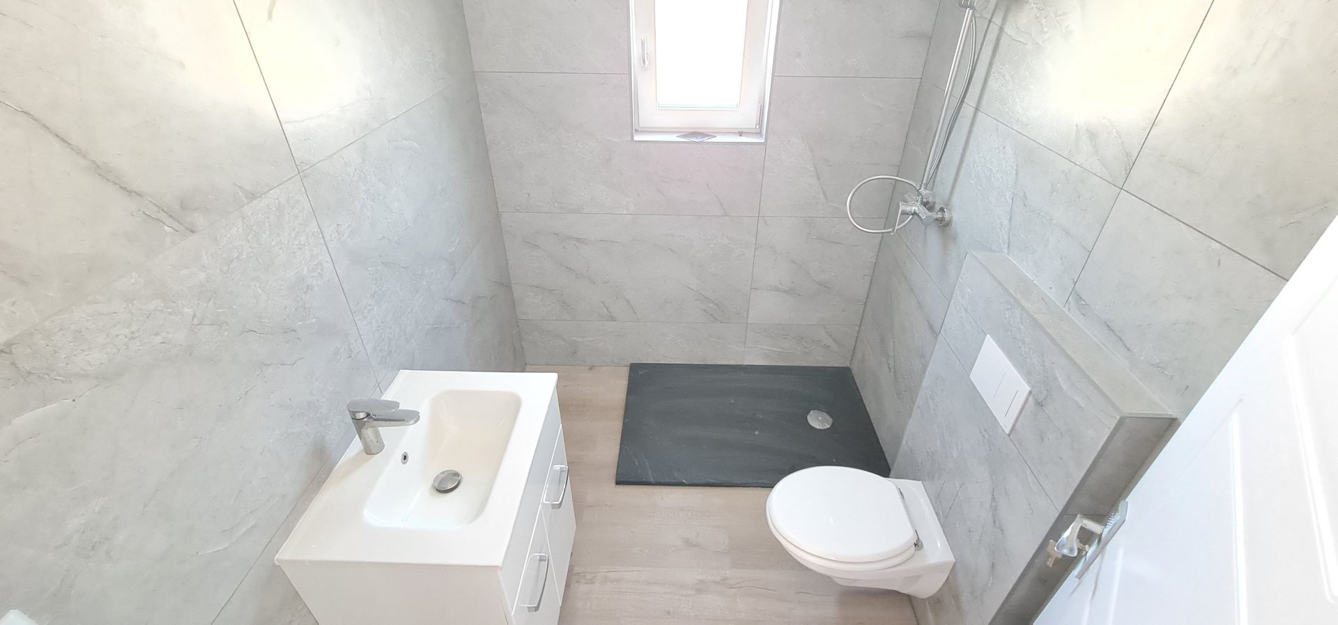 Casa individuala 4 camere 3 bai si garaj Cartier Izvor - Poză 15