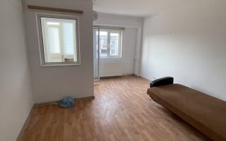 Vânzare garsonieră decomandată, spațioasă – zonă Drumul Sării / Sebastian - Poză 4