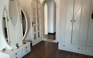 Casa de vânzare 380mp + locuinta separata pt oaspeti | Zona Cloșca - Poză 14