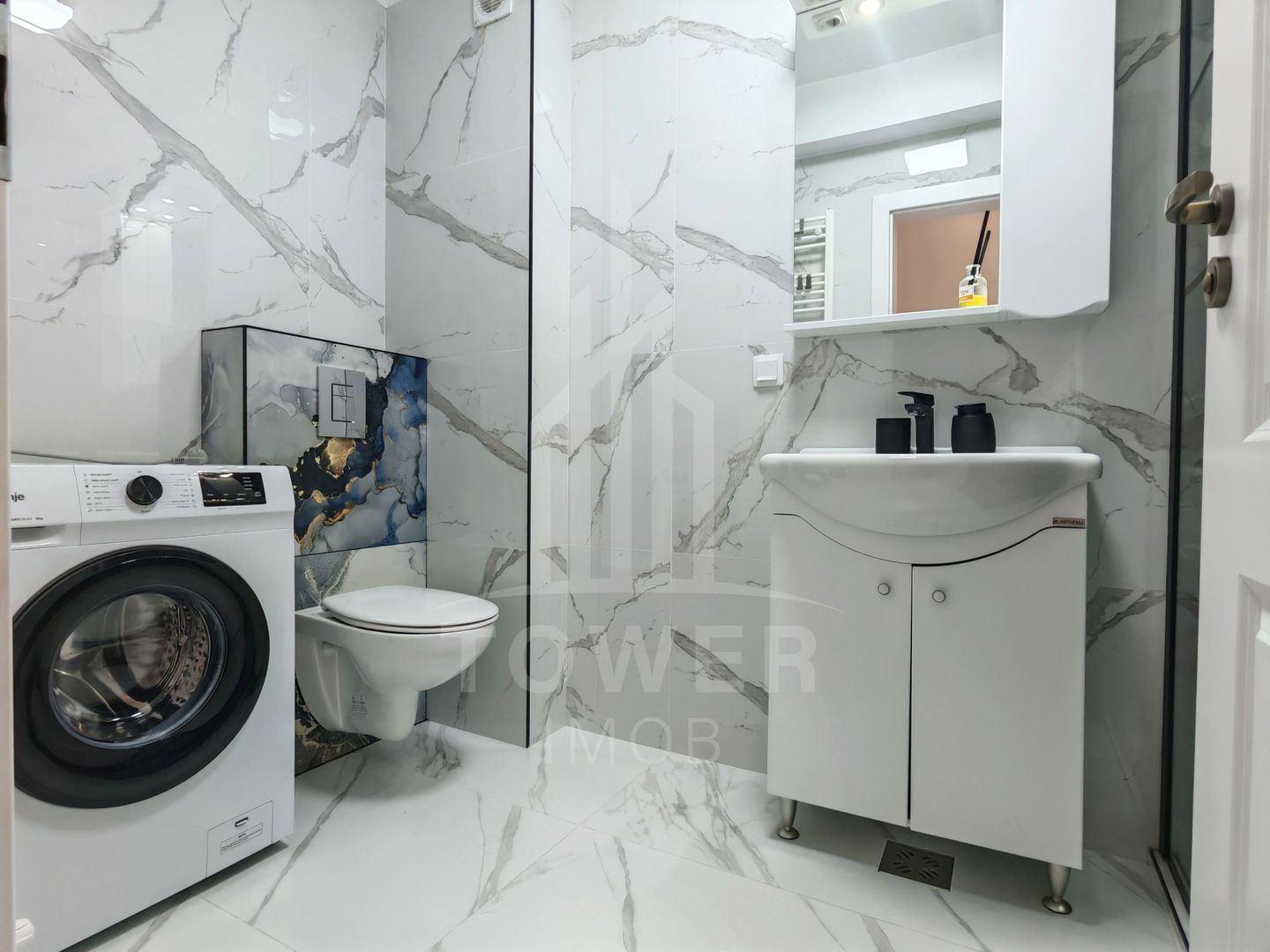 Apartament vânzare  et.2 Modern 70 mp utili zona Brana - Poză 6