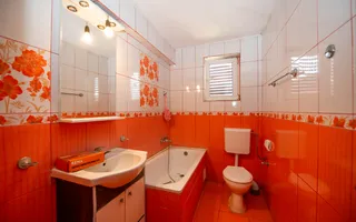 Casa Vila individuala spatioasa cu gradina de vanzare comuna Berceni - Poză 12