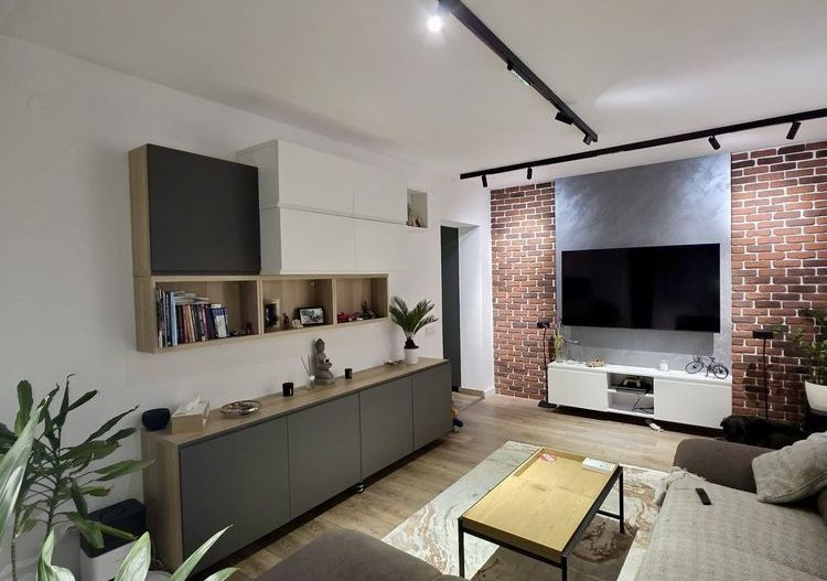 Superb Apartament 4 Camere Gorjului - Poză 2