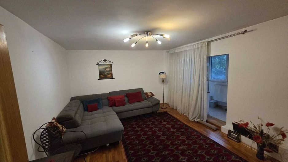 AP. 2 CAMERE SEBASTIAN, CENTRALA TERMICA, BUCATARIE DESCHISA, MODERN - Poză 1