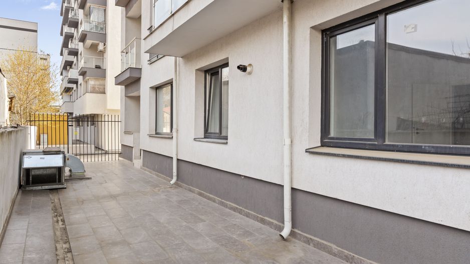 The Building 54 - Uverturii 155 - Poză 32