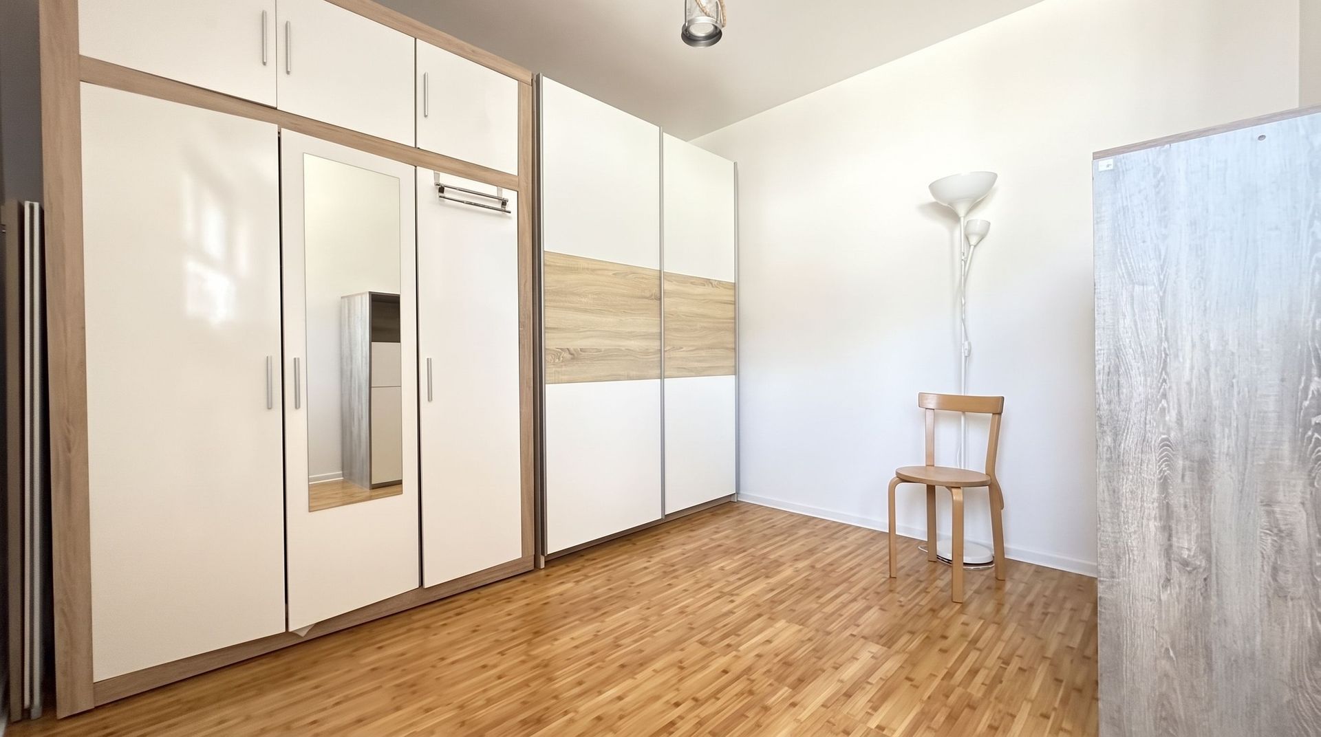 CASĂ INDIVIDUALĂ | P+1 CURTE 240 MP | ZONA PARCUL CIRCULUI | - Poză 12