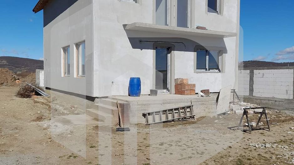 Casa individuala in Cristian | 5 camere | 4 Dormitoare | 158mpu - Poză 2