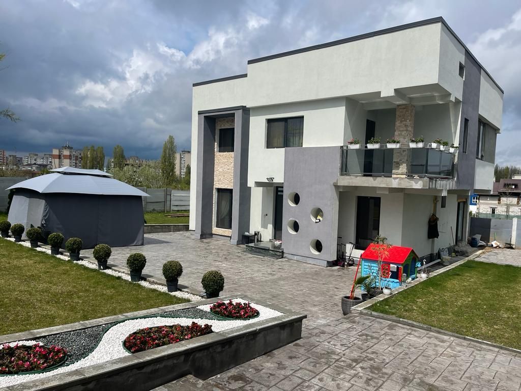 Casa moderna- Cartier George Enescu, Craiova - Poză 1
