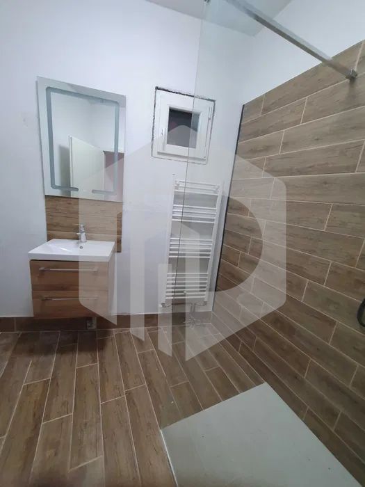 Apartament la casa - 34mpu - Ultracentral -2 Camere- Ideal investitie - Poză 6