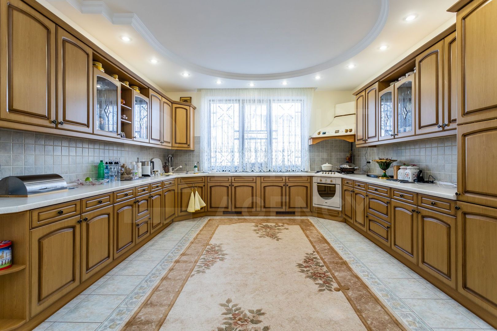 Vânzare casă de lux, 700 mp + 22 ari, situată în Tohatin - Poză 25