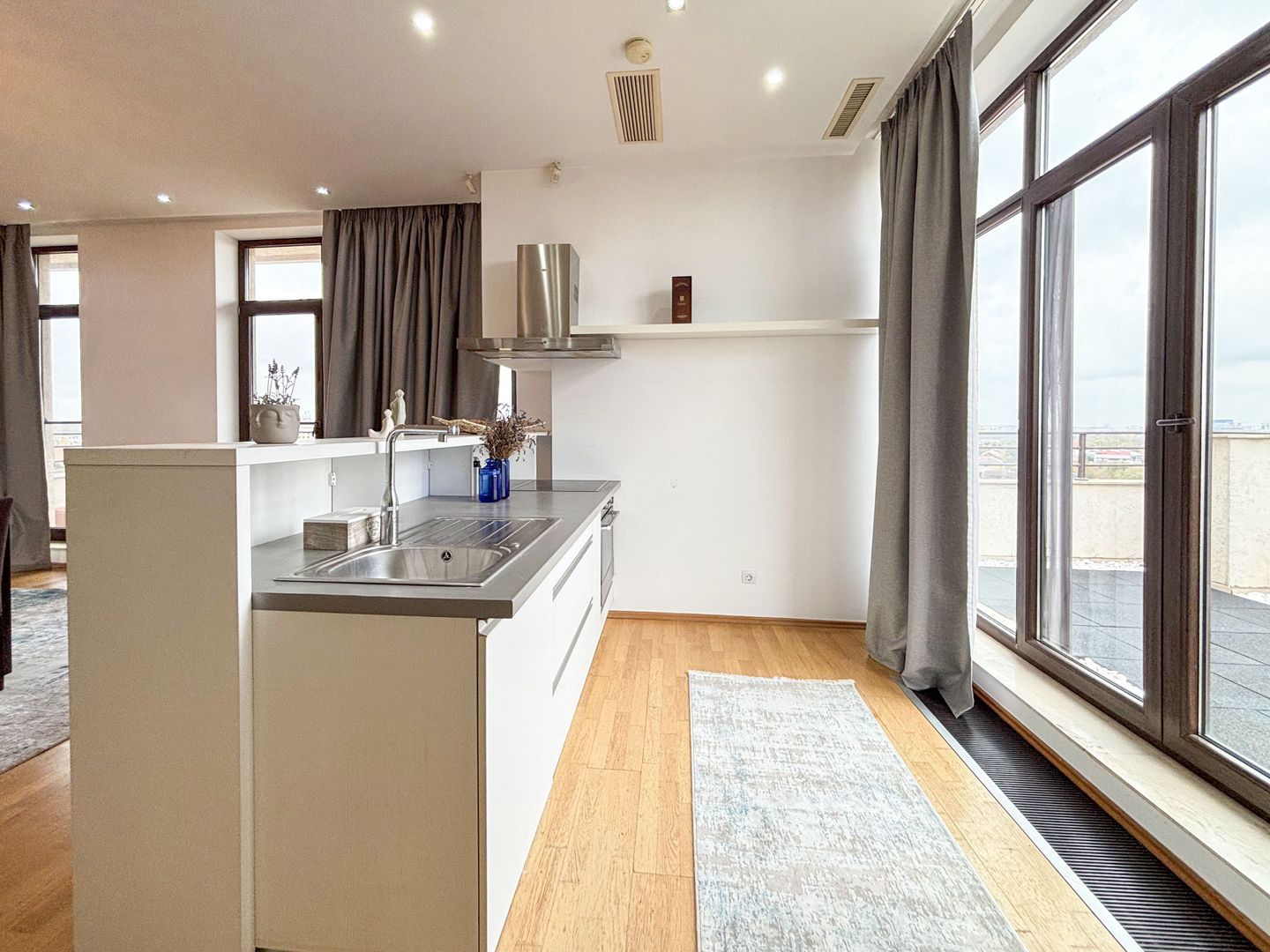 Închirie Penthouse 5 camere | Terasă 350mp - Poză 11